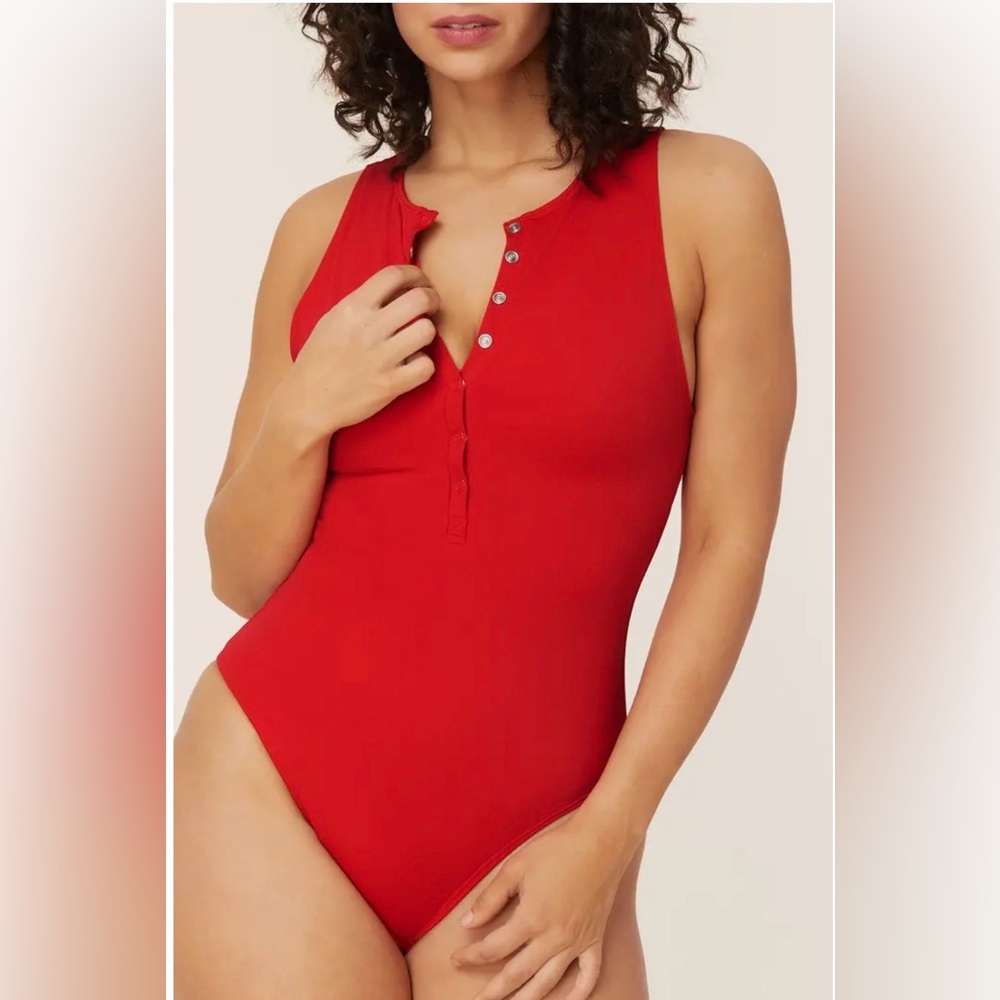 Andie Malibu One Piece Swimsuit Red Sleeveless Snap-Front